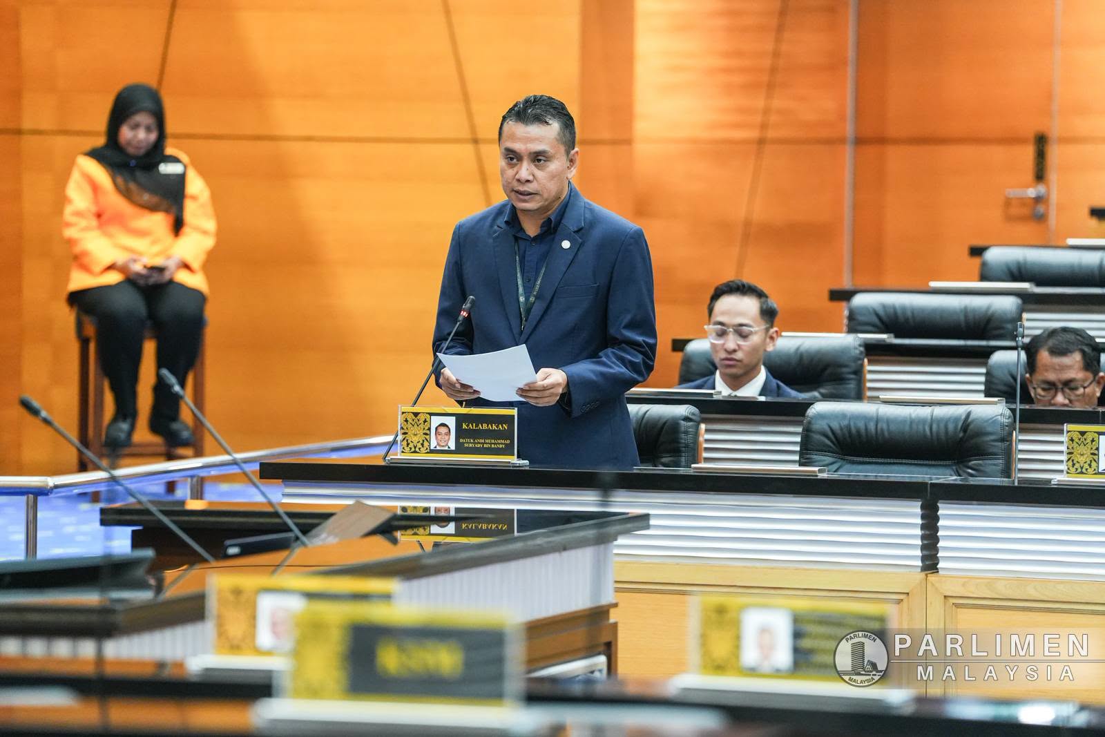 Andi Suryady bawa isu FELDA Umas dan E-Hailing di Parlimen