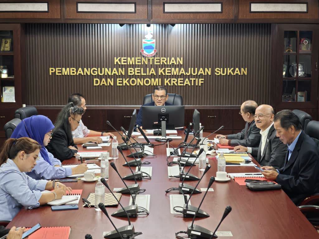 Nizam pengerusikan Mesyuarat KOSAN, terima kunjungan beberapa persatuan