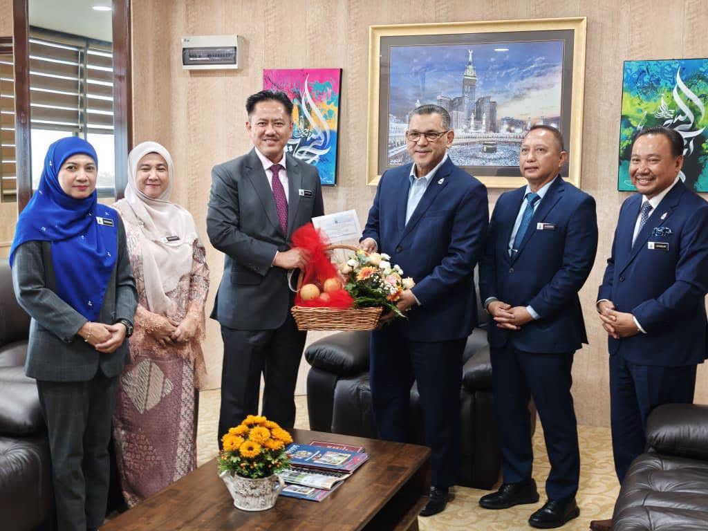 Nizam terima kunjungan hormat SKN Sabah di KBSK